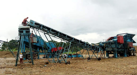 100t/h Mobile Crushing Plant For Highway Construction In Bolivia
