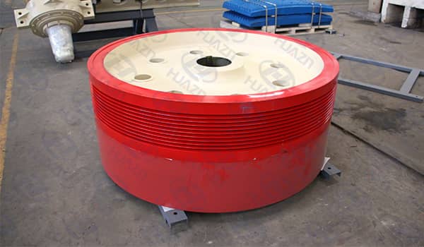 jaw crusher flywheel