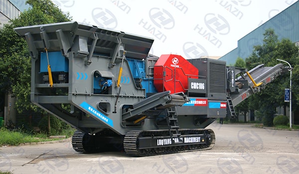 crawler mobile jaw crusher site