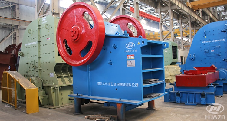 small jaw crusher factory site