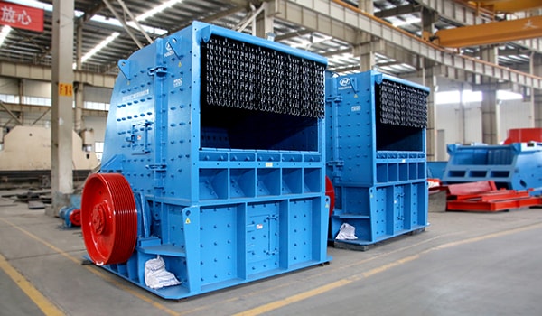 large scale concrete impact crusher