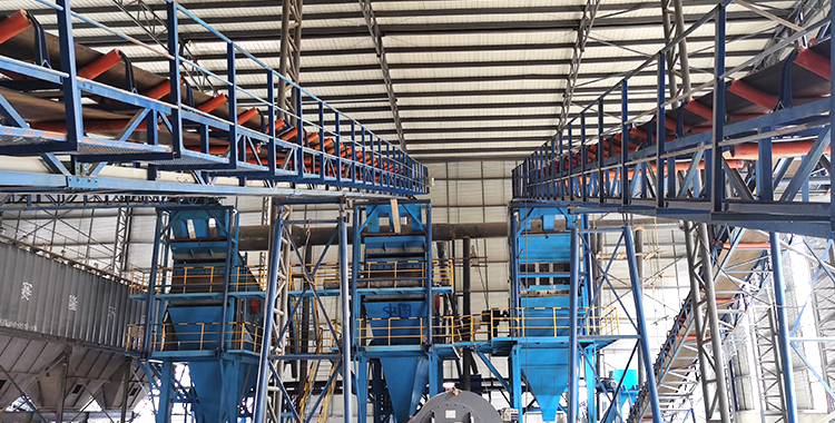 aggregate vibrating screen in production line
