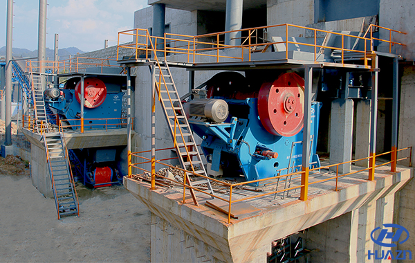 jaw crusher at sand production line