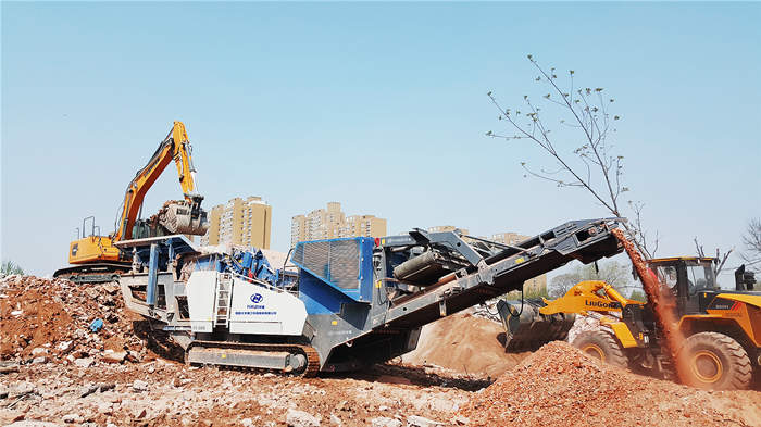 mobile construction waste crushing station