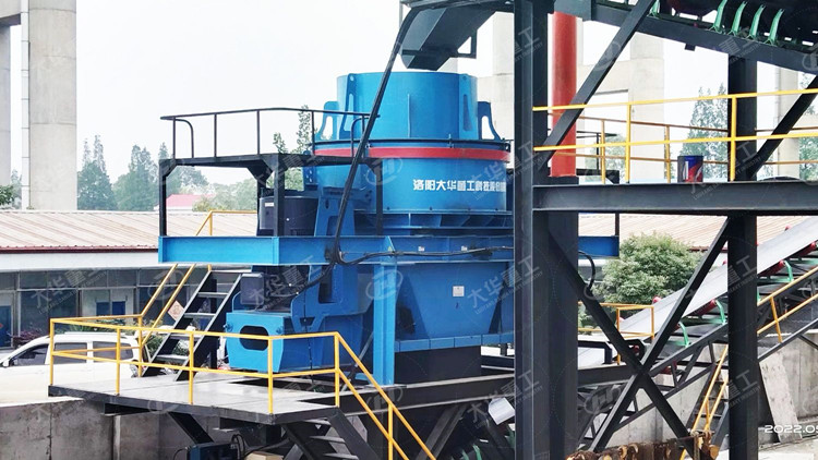 Quartz sand vertical shaft impact crusher